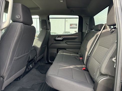 Used 2025 Chevrolet Silverado 1500 LT image 23