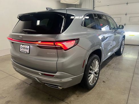 New 2026 Buick Enclave Avenir w/ Super Cruise Package image 3