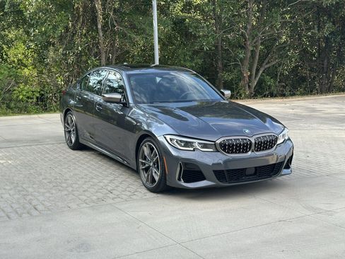 Used 2020 BMW M340i RWD image 9