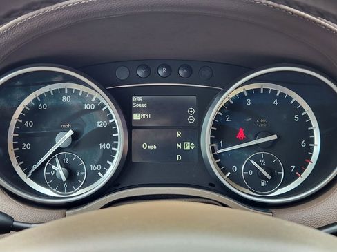 Used 2012 Mercedes-Benz GL 450 4MATIC image 15