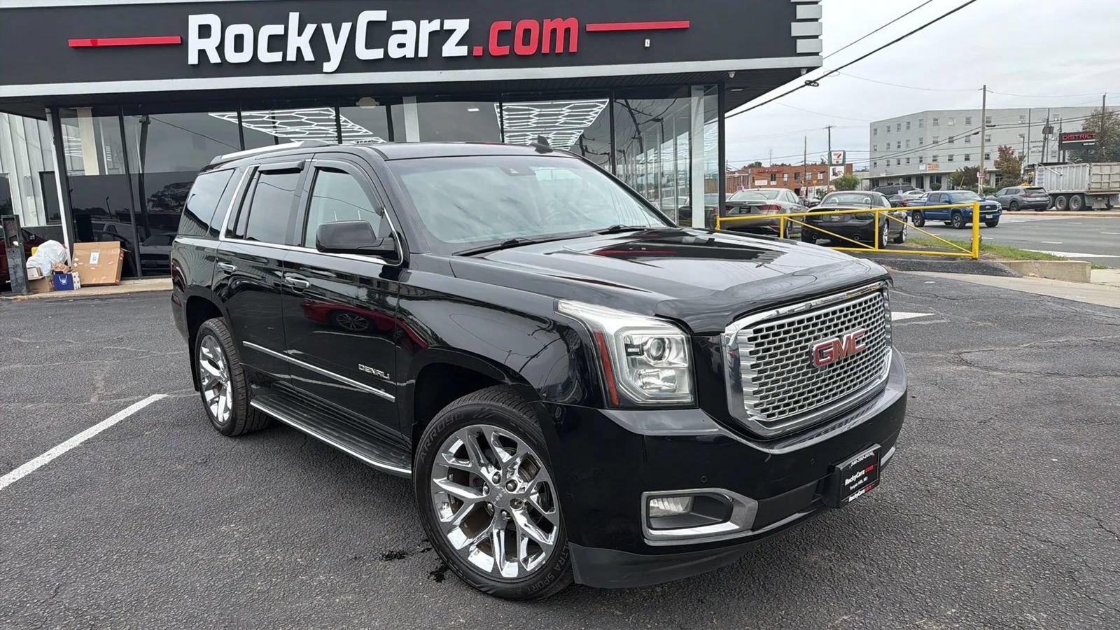 Used 2015 GMC Yukon Denali w/ Open Road Package AWD/4WD image 1
