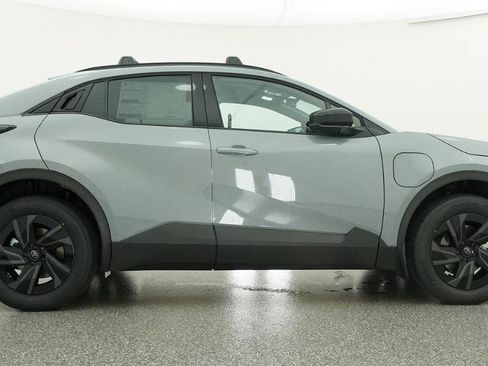 New 2026 Toyota C-HR AWD/4WD image 17