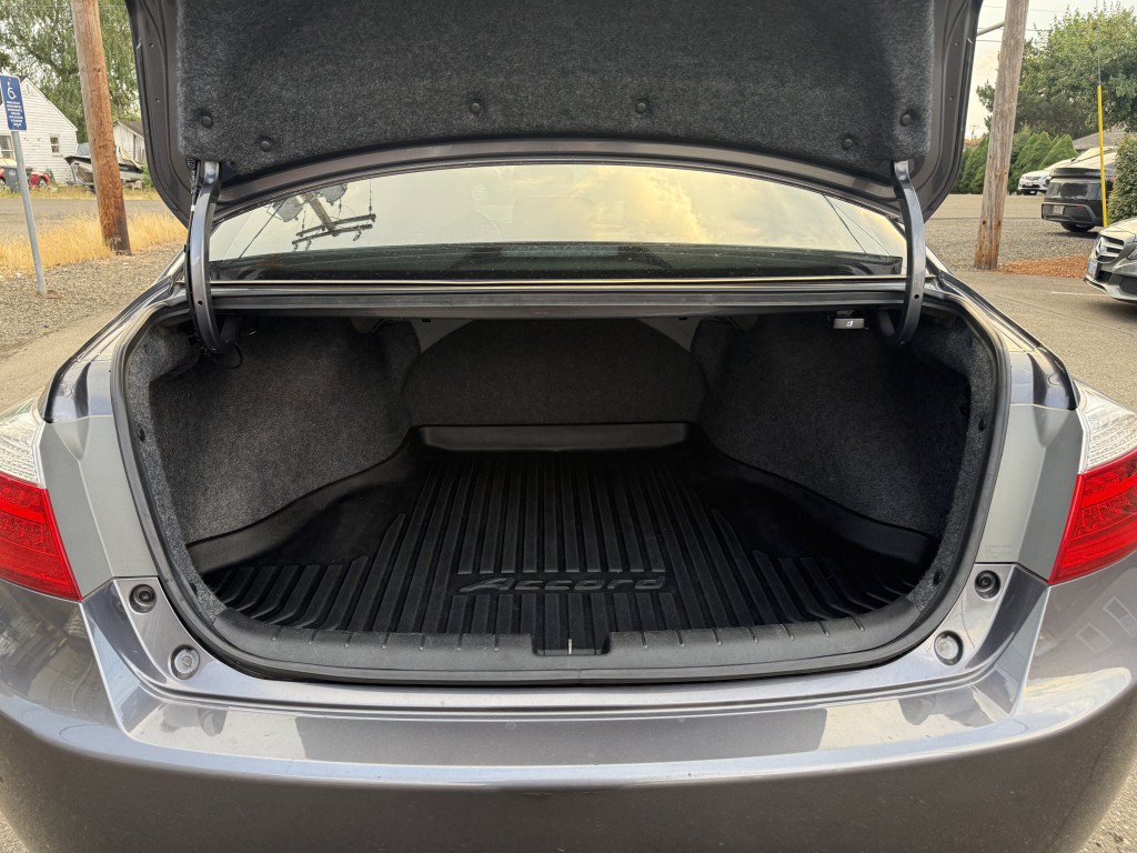 Used 2013 Honda Accord EX-L image 36