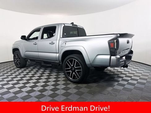Certified 2021 Toyota Tacoma Limited AWD/4WD image 21