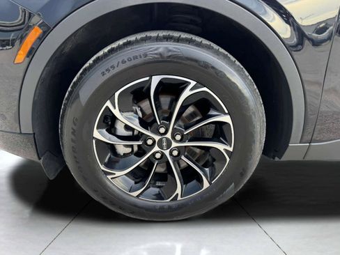 Used 2024 Lincoln Nautilus Premier AWD/4WD image 62