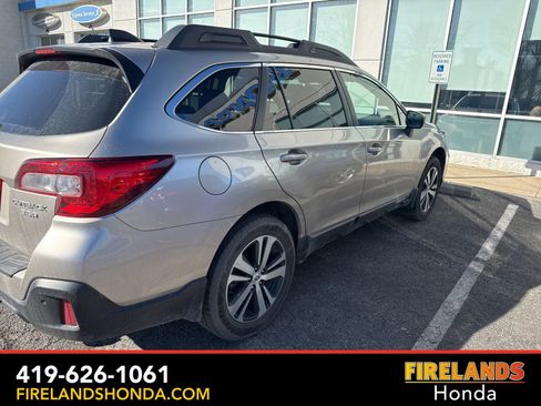 Used 2018 Subaru Outback 3.6R Limited image 8