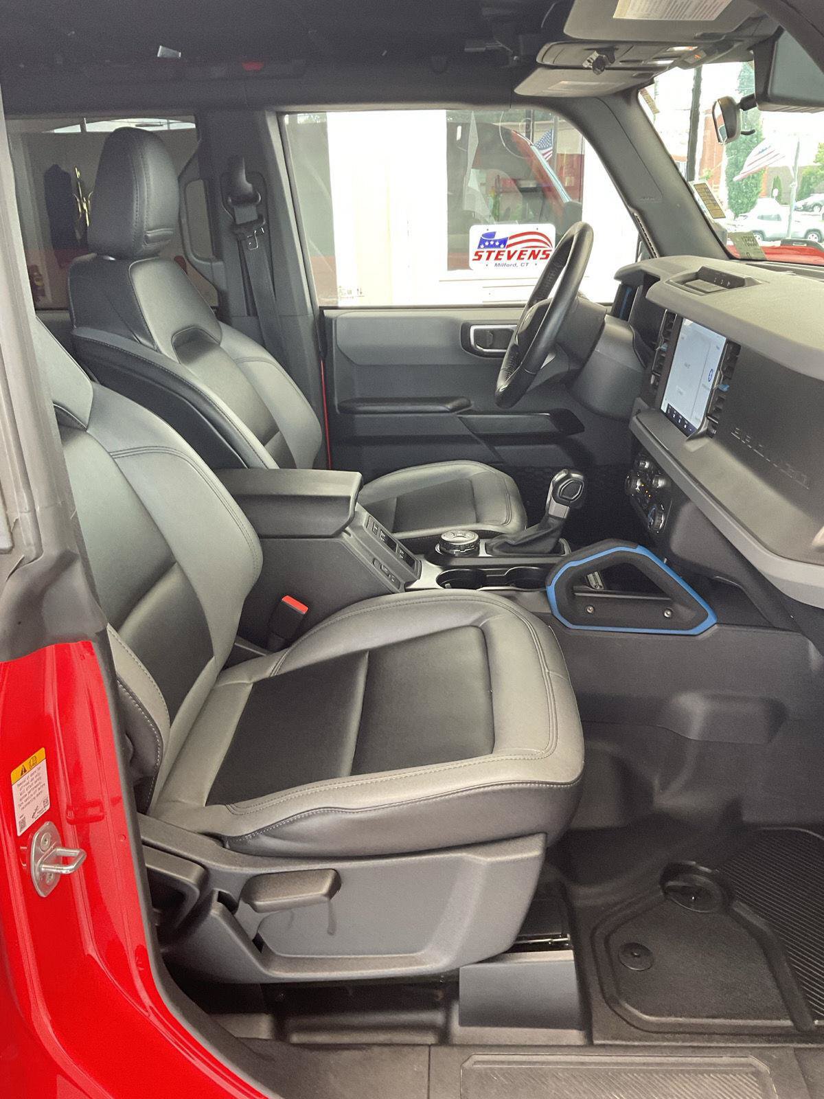 Used 2024 Ford Bronco Black Diamond AWD/4WD image 11