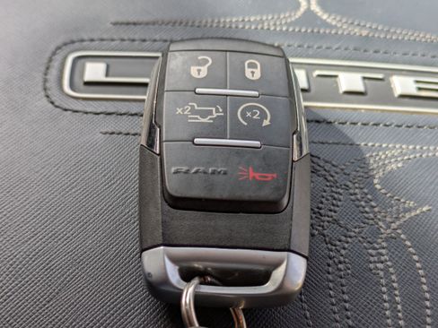 Used 2019 RAM 3500 Limited image 35