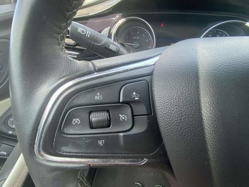 Used 2022 Buick Encore GX Select AWD/4WD image 20