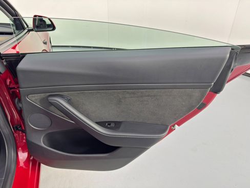 Used 2022 Tesla Model 3 Long Range image 44