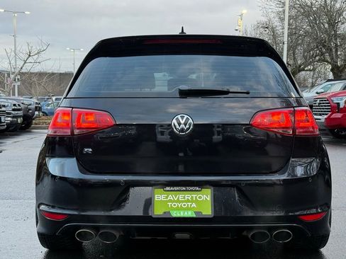 Used 2017 Volkswagen Golf R 4-Door image 4