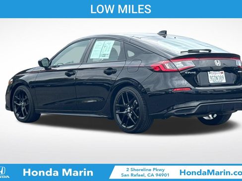 Used 2023 Honda Civic Sport image 6