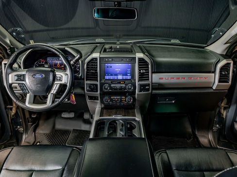 Used 2021 Ford F250 Lariat image 17