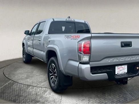 Used 2021 Toyota Tacoma TRD Sport image 6