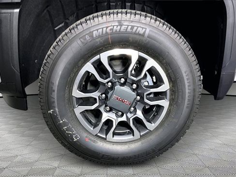 New 2026 GMC Sierra 2500 SLE w/ SLE Value Package; image 12