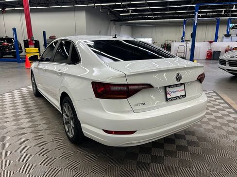 Used 2019 Volkswagen Jetta R-Line FWD image 7