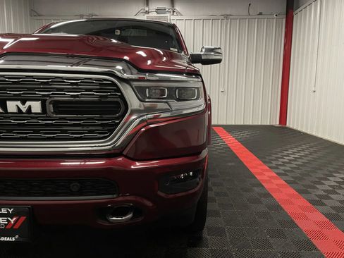 Used 2020 RAM 1500 Limited image 9