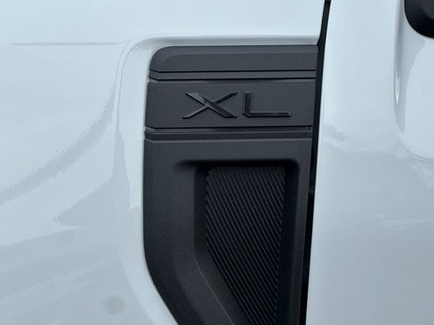 New 2025 Ford Maverick XL w/ Equipment Group 101A image 26