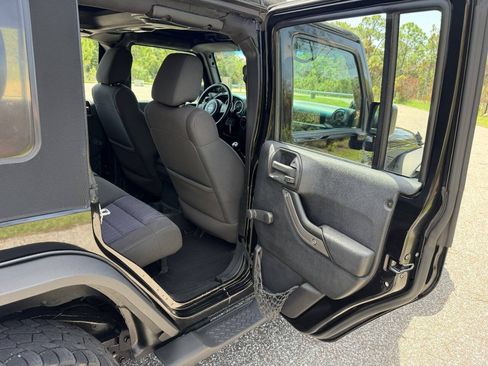 Used 2012 Jeep Wrangler Unlimited Sport w/ Connectivity Group AWD/4WD image 22