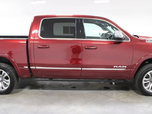 Used 2023 RAM 1500 Limited AWD/4WD image 11