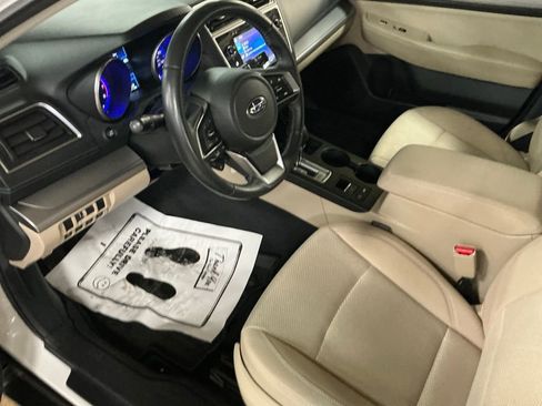 Used 2019 Subaru Outback 2.5i Premium image 10