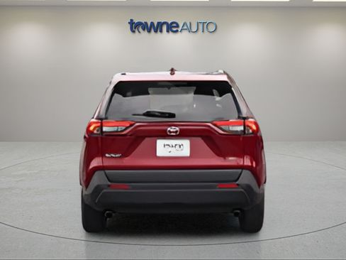 Used 2020 Toyota RAV4 LE w/ All Weather Liner Package AWD/4WD image 4