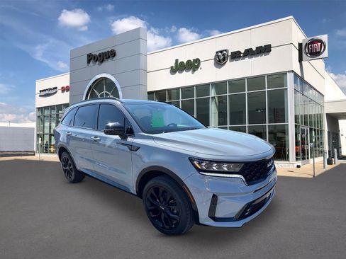 Used 2023 Kia Sorento SX AWD/4WD image 1