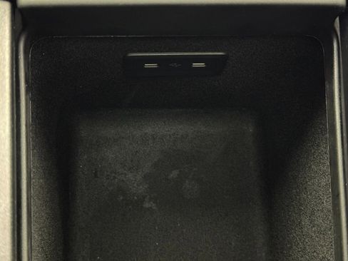 Used 2022 Mercedes-Benz S 500 4MATIC w/ AMG Line Package image 39