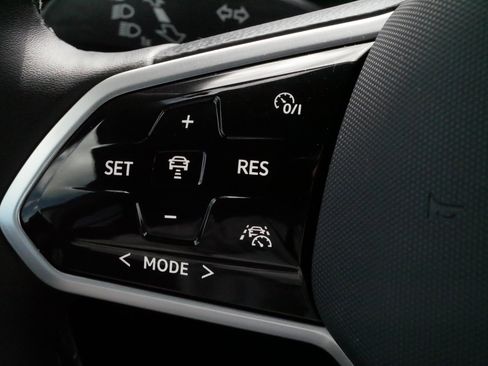 Used 2023 Volkswagen ID.4 Pro S image 25