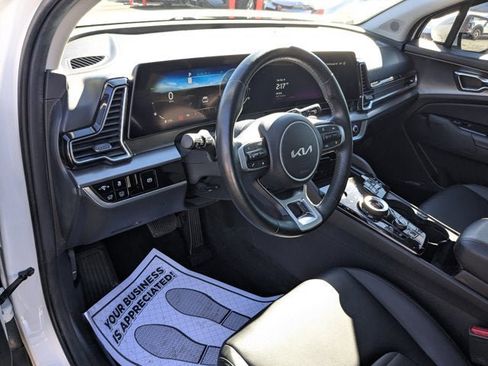 Used 2023 Kia Sportage SX Prestige image 16