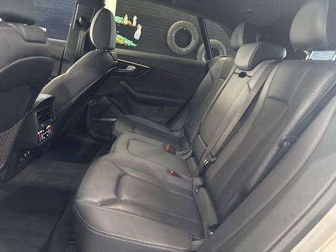Used 2021 Audi Q8 Premium Plus w/ Premium Plus Package AWD/4WD image 30