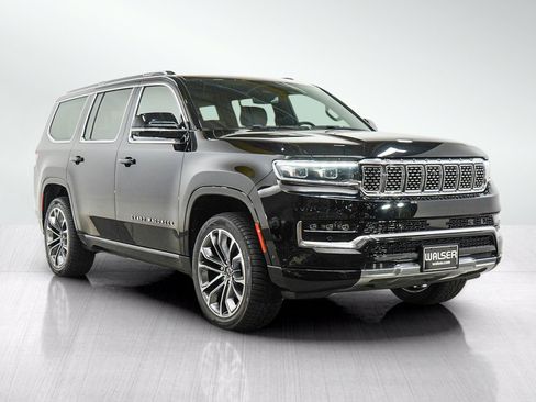 Used 2023 Jeep Grand Wagoneer Series III AWD/4WD image 7
