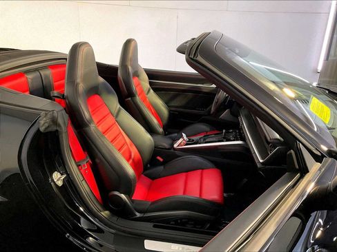 Certified 2022 Porsche 911 Turbo S AWD/4WD image 18