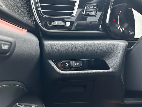 Used 2025 Lexus NX 350h AWD w/ Premium Package image 21