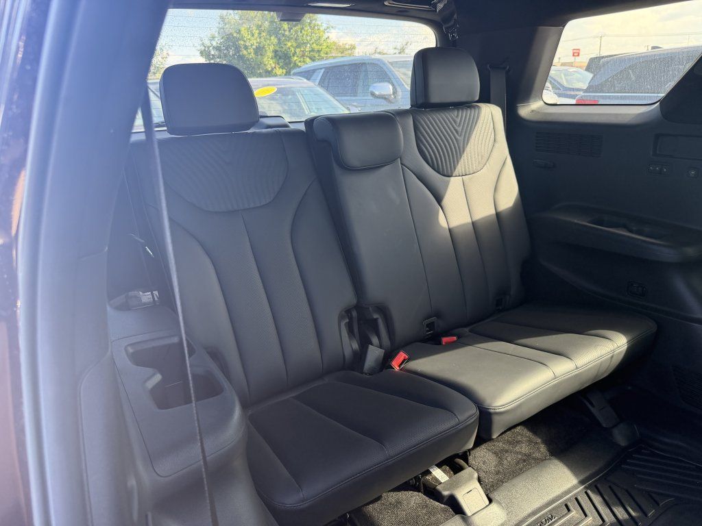 Used 2024 Hyundai Palisade Calligraphy FWD image 25
