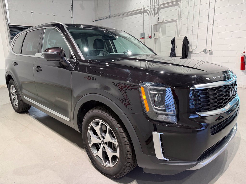 Used 2022 Kia Telluride EX FWD image 3