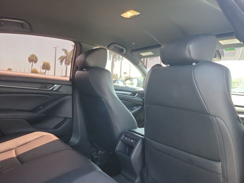 Used 2021 Honda Accord Sport image 8