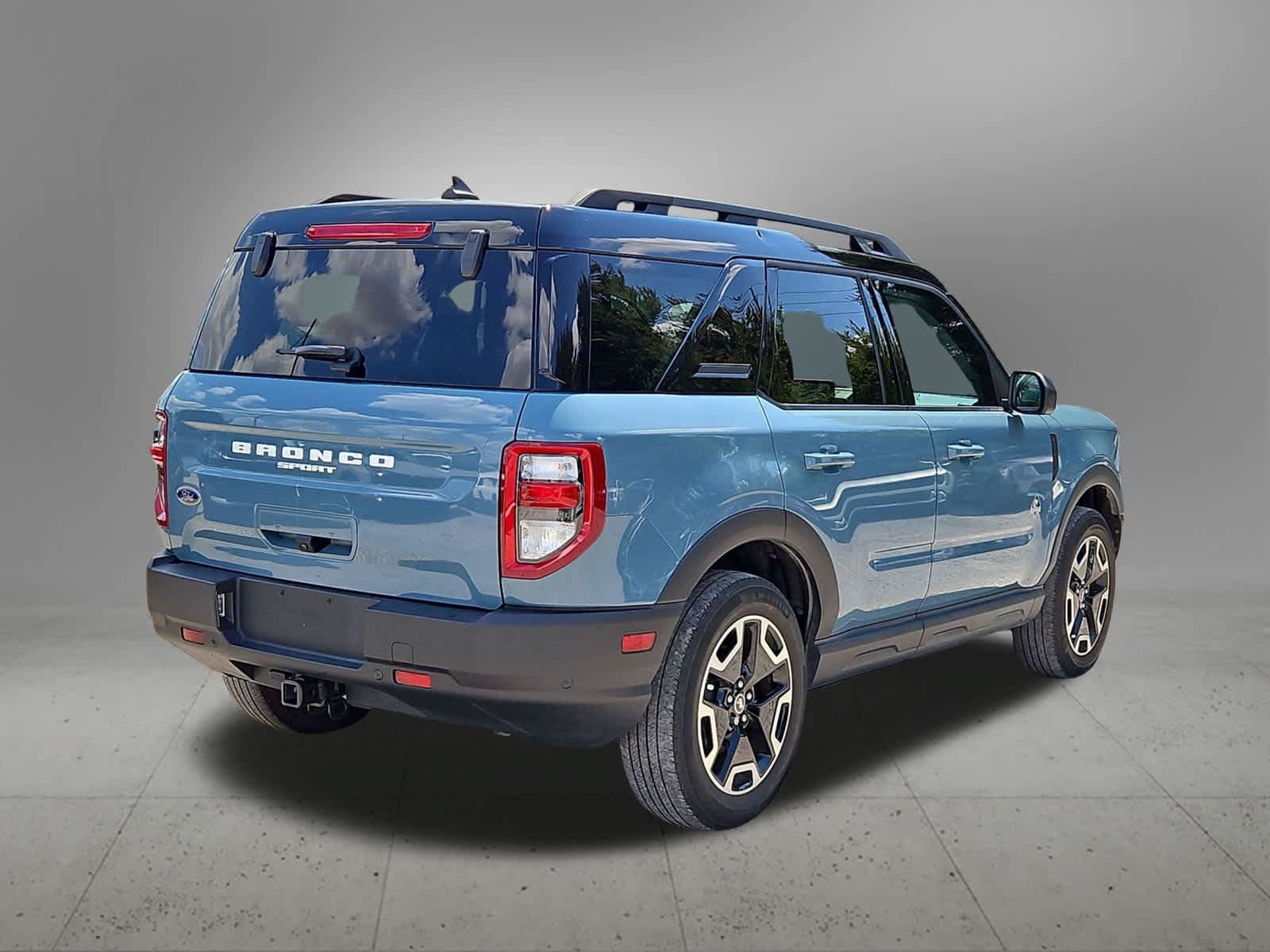 Used 2023 Ford Bronco Sport Outer Banks w/ Tech Package AWD/4WD image 5