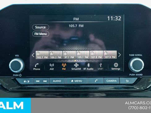 Used 2024 Nissan Pathfinder SV FWD image 42