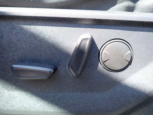 Certified 2022 Ford F150 XLT w/ Equipment Group 302A High image 24