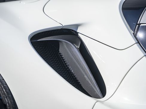 Certified 2022 Ferrari SF90 Spider image 18