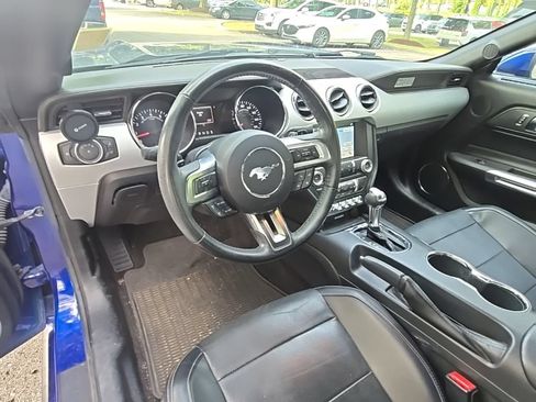 Used 2016 Ford Mustang GT Premium w/ Equipment Group 401A RWD image 12