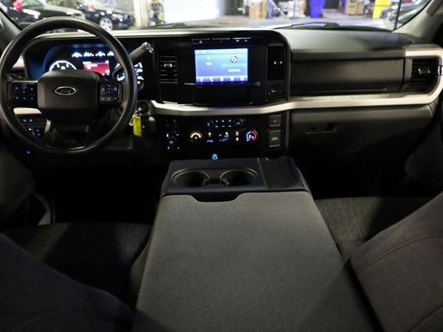 Used 2024 Ford F350 XLT w/ FX4 Off-Road Package image 7