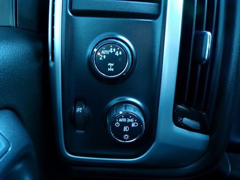 Used 2018 GMC Sierra 1500 SLT w/ SLT Premium Package image 22