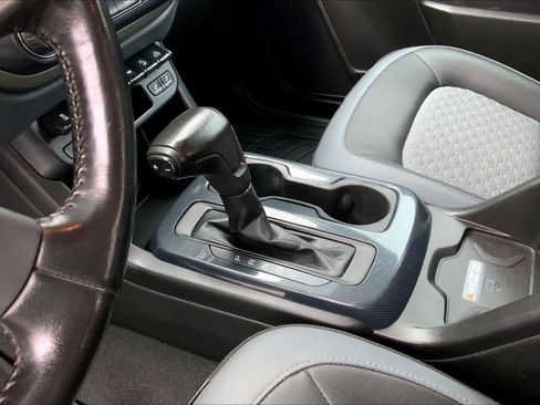 Used 2021 Chevrolet Colorado Z71 w/ Safety Package image 16