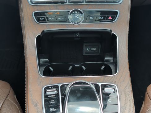Used 2020 Mercedes-Benz E 350 Sedan image 33