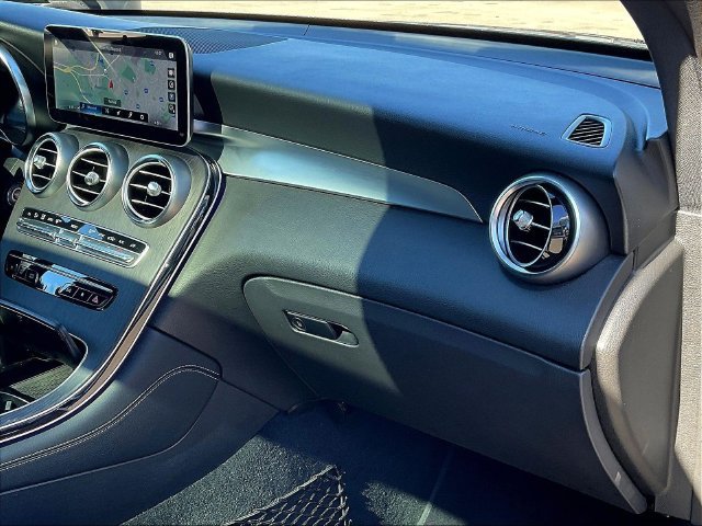 Certified 2020 Mercedes-Benz GLC 300 4MATIC image 28