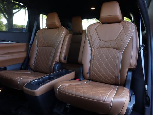 Used 2023 INFINITI QX60 Autograph w/ Cargo Package image 10