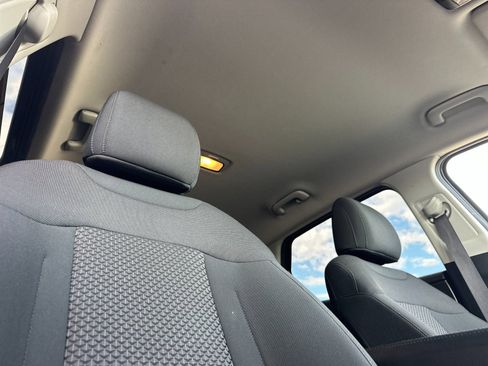 Used 2024 Kia Sportage LX image 16