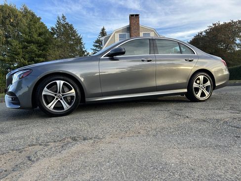Used 2020 Mercedes-Benz E 350 4MATIC Sedan w/ Parking Assistance Package image 4